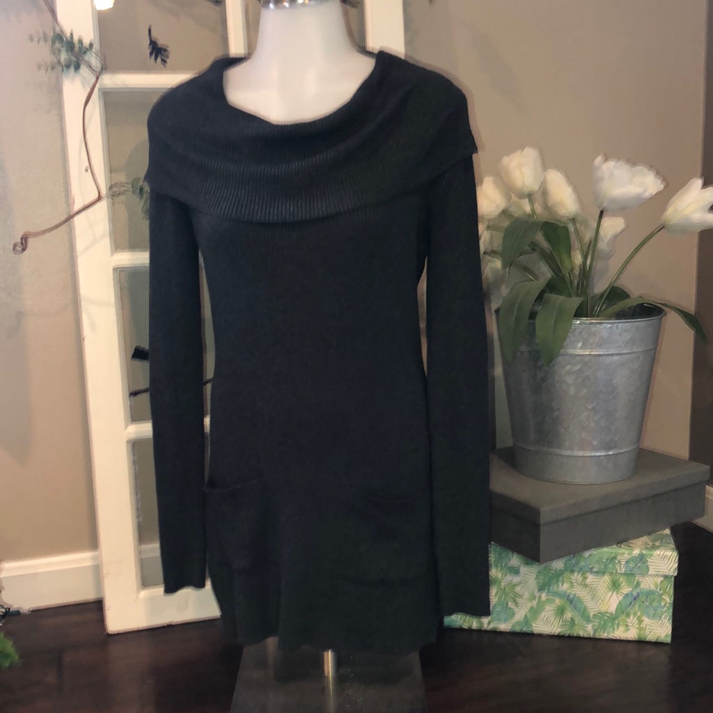 New York & Company Sweater